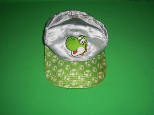 Nintendo 2018 Super Mario Silver Yoshi Snapback Hat - Imagen 1 de 4
