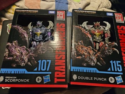 New Hasbro Transformers 2 Lot Double Punch And Scorponok - Image 1 of 3
