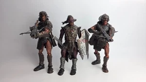 Lord of the Rings Cirith Ungol Uruk Hai and Crossbow lot Action Figures toybiz - Picture 1 of 6