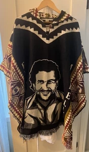 Poncho Alpaca Pablo Escobar Collezione Ecuador - Foto 1 di 17