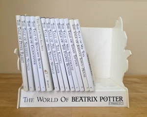 The World of Beatrix Potter Collection with Peter Rabbit Shelf - Hardcover - Imagen 1 de 6