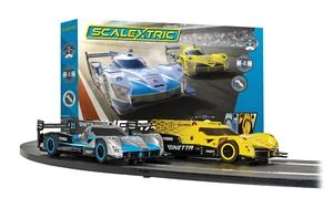 C1412M Scalextric Scalextric Ginetta Racers Race Set - Picture 1 of 8