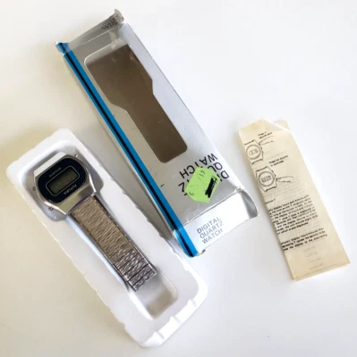 Reloj De Colección Futura LCD Digital Tono Plateado Cuarzo Para Hombre Nueva Batería Speidel en Caja Foto 1 de 4