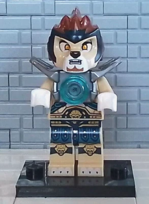 LEGO LEGENDS OF CHIMA 70014 Lennox - Flat Silver Armor (Stiff Arms) Minifigure! - Image 1 of 4