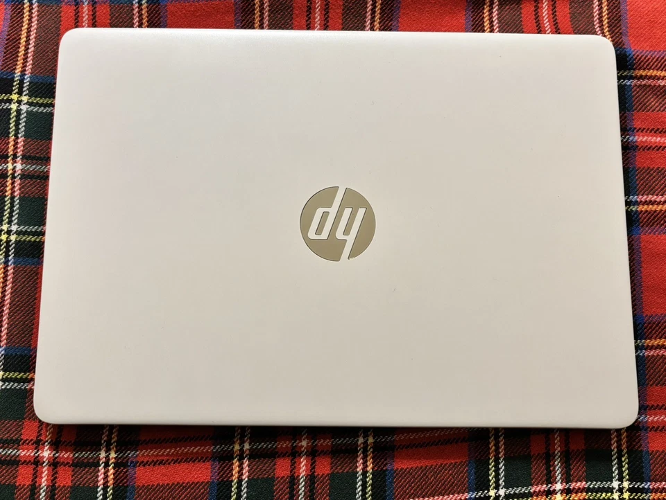 Laptop - Immagine 1 di 3