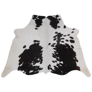 Medium Luxury Black & White Cowhide Rug Unique Patterns & Timeless Look - Bild 1 von 9