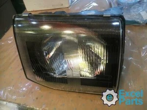 For MITSUBISHI PAJERO MK2 V44 HEADLIGHT MB831068 RIGHT FRONT 5MTM 2.5#759898 - Picture 1 of 10