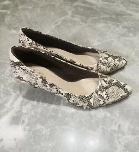 Clarks Collection Leather Pumps Linvale Crown Taupe Snake Size 6.5M - Picture 1 of 7