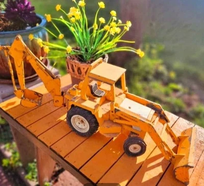 Vtg ERTL 1/16 Int.Harvester #472 Backhoe Loader Tractor GREAT OFFICE DISPLAY PC. - Image 1 of 4