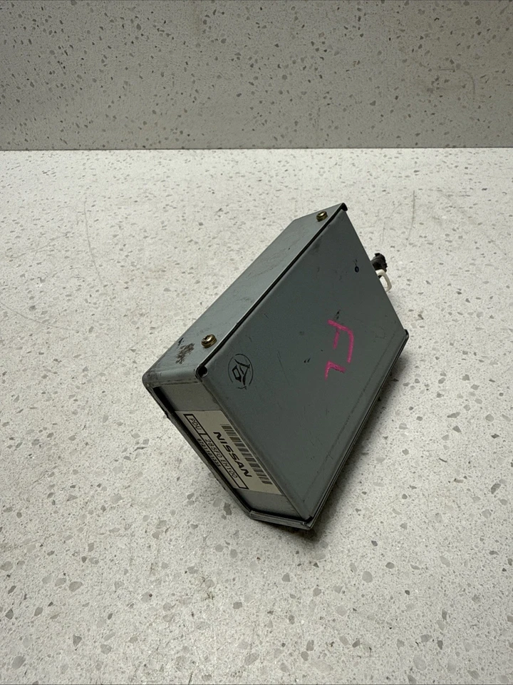 Módulo de distribución de energía de transferencia Infiniti M35 2007 285FO-EH100 OEM Foto 1 de 4