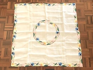 Vintage white linen applique tablecloth floral pink green blue yellow 104 x 108 - Picture 1 of 7