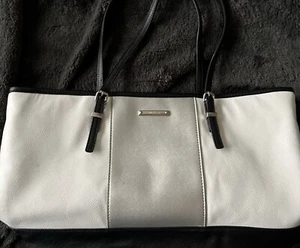 RAR Nine West Schultertasche Lg Handtasche Beuteltasche Geldbeutel Color Block weiß silber schwarz - Bild 1 von 4