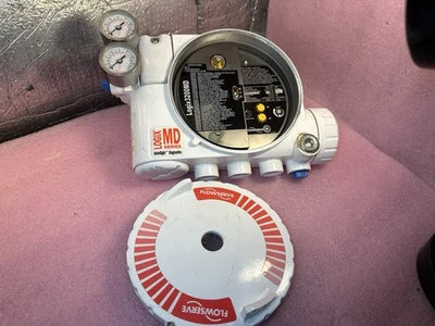 FLOWSERVE LOGIX3200MD Foto 1 de 4