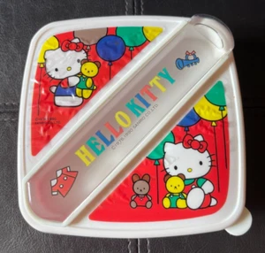 Vintage 1990 Hello Kitty Sanrio Sandwich Box Plastic Red Taiwan No Utensils - Picture 1 of 12
