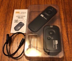 Pixel RW-221/RS1 Wireless Shutter Remote for Panasonic FZ200,GH3,GH2,G3,G1000