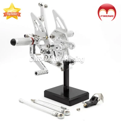 Juego trasero CNC ajustable reposapiés estriberas pedales para Yamaha FZ1 Fazer 2006-2016 Foto 1 de 4