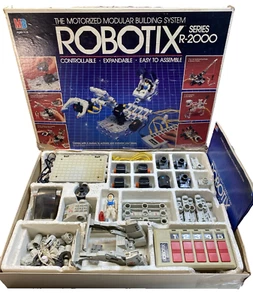 Vintage Robotix - Series R-2000 Modular Motorized Building Set, Milton Bradley 1984 - Bild 1 von 17