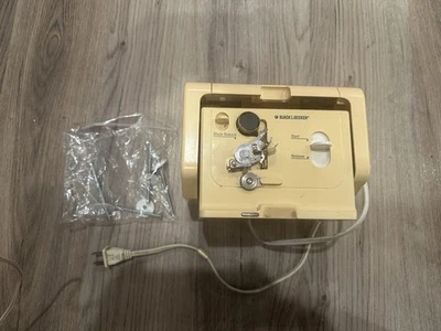 Black & Decker Spacemaker EC600 escondite debajo del gabinete abrelatas probado Foto 1 de 4