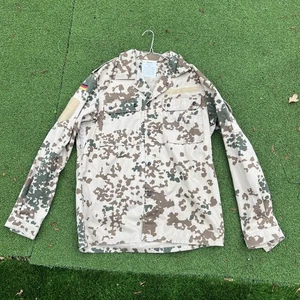 Camisa de combate del desierto Tropentarn del ejército alemán. Talla aprox 40 Reg. - Imagen 1 de 9