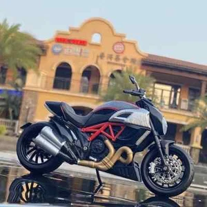 1:12 Ducati V4S Diecast Motorcycle Diecast Alloy Model Bike - No Box - Picture 1 of 1