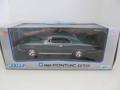 WELLY 1:18 SCALE 1966 PONTIAC GTO HARD TOP DIECAST GREEN - NEW IN BOX!! - Image 1 of 4