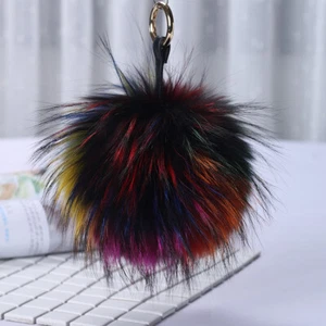 Llavero de 15 cm/6" grande mapache real pompón bola dije colgante peludo regalo - Imagen 1 de 30