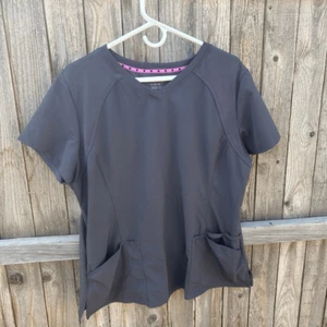 Top exfoliante HeartSoul con manga corta y bolsillos. Talla XL - Imagen 1 de 9