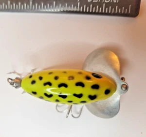 Vintage Arbogast Jitterbug 1/4oz Spinning Topwater Fishing Lure NO PATENT # LIP - Picture 1 of 8