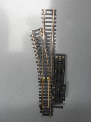 ATLAS HO / OO TRACK POINTS LEFT HAND TURNOUT (C) - Image 1 of 4