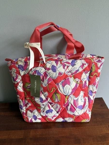 Neu mit Etikett Vera Bradley Brotzeittasche wirbelnde Mohnblumen - Bild 1 von 14
