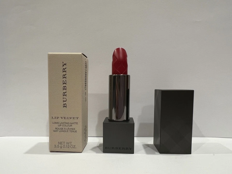 Burberry Long Lasting Matte Lip Velvet in Military Red #429