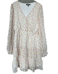 Muñeca de Cristal Para Mujer Mini Vestido Floral en Niveles M Volantes Ditsy Femenino Coqueta - Imagen 1 de 9