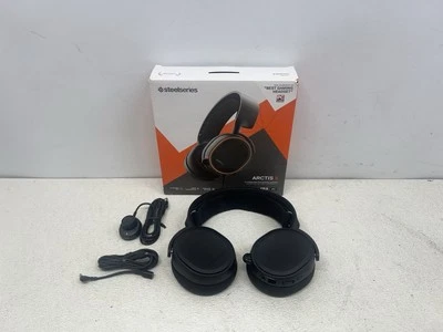 SteelSeries Arctis 5 Gaming Headset - Black - - Image 1 of 4