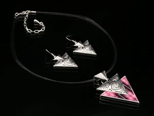 Quality crystal RED triangle check lucite pendant necklace earrings jewelry S88 - Picture 1 of 2