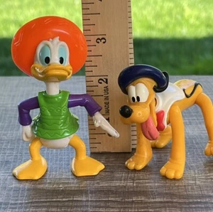 DONALD DUCK Epcot Figure Amigos Mexican Sombrero Disney PLUTO French Hat Vintage - Picture 1 of 12