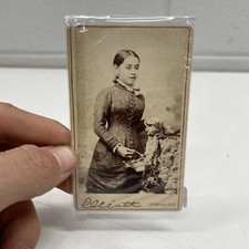 CDV CABINET Portrait Photo Studio c1880s Gold Elliott Bourke Melb Vic Women Rush
