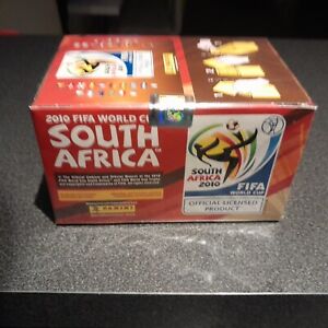Box foot panini South africa 2010  box 100 pochettes  scellé 