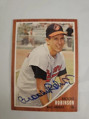 BROOKS "HOOVER" ROBINSON 2005 (1962) Topps All-Time Fan Favorites On Card AUTO - Image 1 of 4