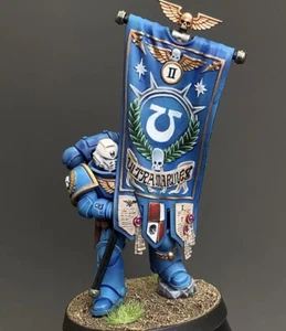 Warhammer 40K Primaris Ancient Ultramarines Standard Bearer Elite Fully Painted - Picture 1 of 5