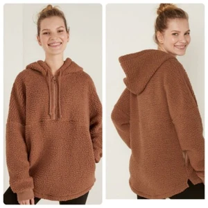 PINK PLUSH FLEECE PULLOVER BOUTIQUE PINK Victoria's Secret Stucco Beige Sz Small - Picture 1 of 4