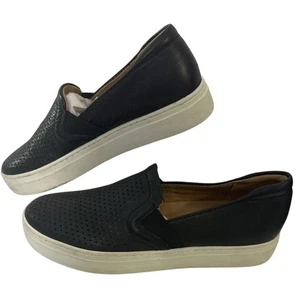  NATURALIZER Black Loafers Size 7.5M - Picture 1 of 5