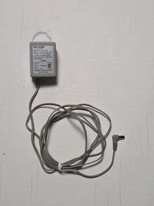 Adattatore AC Sharp 6 piedi modello n. EP-265U Ingresso AC 120V Uscita DC12V 200mA - Foto 1 di 2
