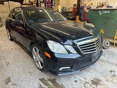 10 11 12 13 14 15 16 17 Mercedes-Benz MERCEDES E-CLASS Sun Roof Motor - Imagem 1 de 4