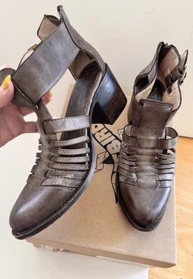 Botines de cuero Freebird by Steven Blake gris con tiras tacones bloque-8 Foto 1 de 4