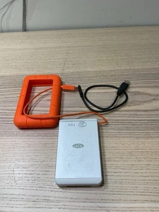 Unidad externa Lacie 1 TB, resistente, Thunderbolt/USB 3.0 - Imagen 1 de 13