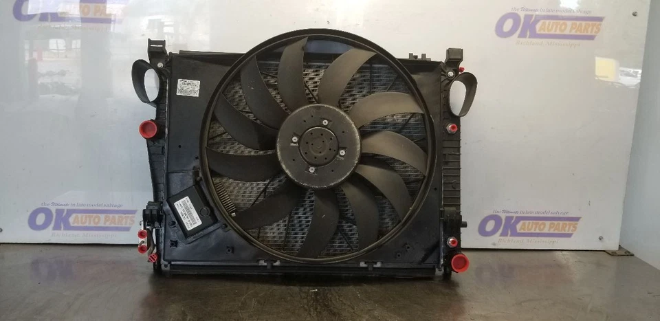 09 MERCEDES BENZ AMG SL63 R230 6.2L RADIATOR CONDENSER FAN COOLING MODULE Foto 1 de 4