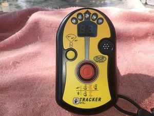 BCA TRACKER DTS AVALANCHE Transceiver Beacon Works - with Case & Straps - Picture 1 of 7