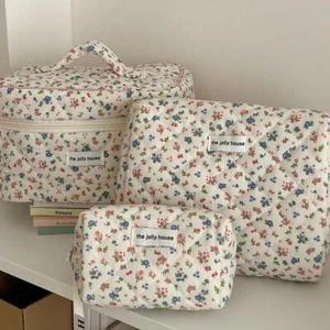 Vintage Floral Cotton Makeup Bag – Quilted Travel Organizer & Cosmetic Tote - Picture 1 of 27