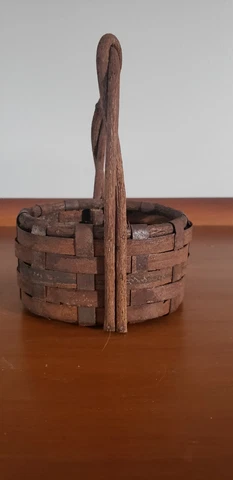 Small Weaved Basket Cover