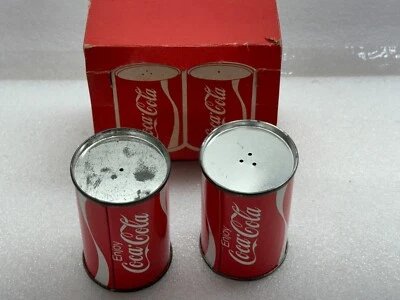 Coctelera de sal y pimienta Coca-Cola vintage años 70 lata/metal con caja Foto 1 de 3